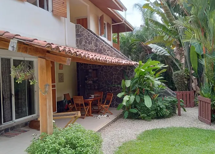 Pet Friendly hotel: Costa Riki Apartments